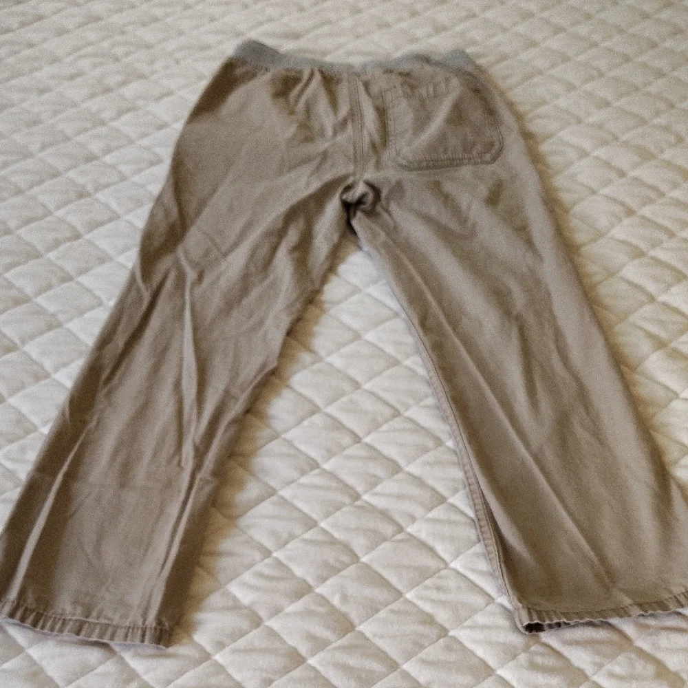 Old Navy ,Kids Tan Casual Pants Relaxed Fit,Size6-7